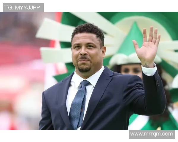 足球巨星的别名与昵称全解析让你更了解他们的魅力与个性