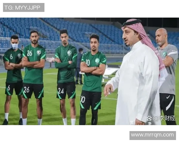 沙特阿拉伯外籍足球明星阵容全面解析与球员背景介绍