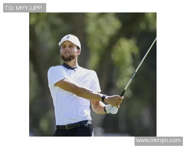 足球明星中是否有库里这样的传奇人物存在探讨 足球明星中是否有库里这样的传奇人物存在探讨